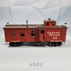 Canaan Valley #23 Caboose HO Model Train Car Kadee Coupler Vintage