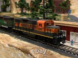 HO Scale Model Train Layout(Includes Building Supplies and Locomotives)