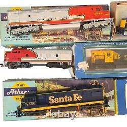 Huge Lot Tyco Athearn HO Scale Model Train Locomotive Cars Tracks Accesories