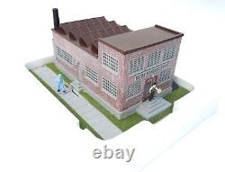 New K-line Operating factory with workers 1/48 O scale model train accessory WOW