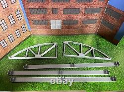 O Scale Curved Canopy Passenger Station Kit for Model Trains with Lighted Interior