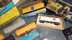 Vintage Athearn Trains in Miniature Model Railroad HO Scale Assorted Lot