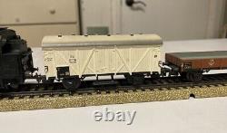 Vintage Marklin Model 89028 Engine With 7 Cars HO Scale