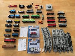 Collection en gros lot de modèles de trains et de voies mixtes à l'échelle HO de Bachmann Thomas & Friends