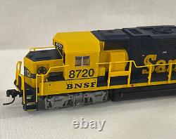 Maquette de train miniature à l'échelle N réaliste Locomotive GP60 No. 7434 Santa Fe BNSF #8720