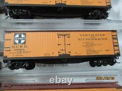 Micro-Trains # 98300221 Atchison, Topeka & Santa Fe 40' Wood Reefer 4 Pack (N)  <br/> 		

	<br/> 
Micro-Trains # 98300221 Atchison, Topeka & Santa Fe 40' Wagons frigorifiques en bois Lot de 4 (N)